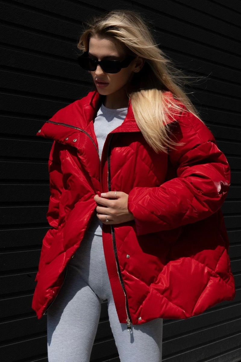 Locker geschnittene Jacke mit Baumwolle