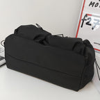 UrbanEase Umhängetasche – Kordelzug Schultertasche inklusive großer Kapazität