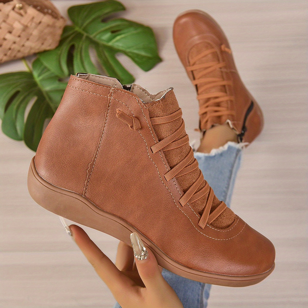 Stiefeletten mit Reißverschluss und Plateau