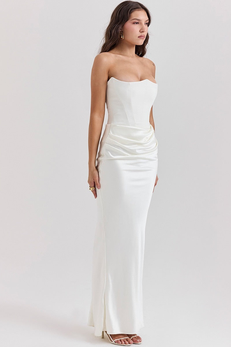 Trägerloses Maxikleid in Grün