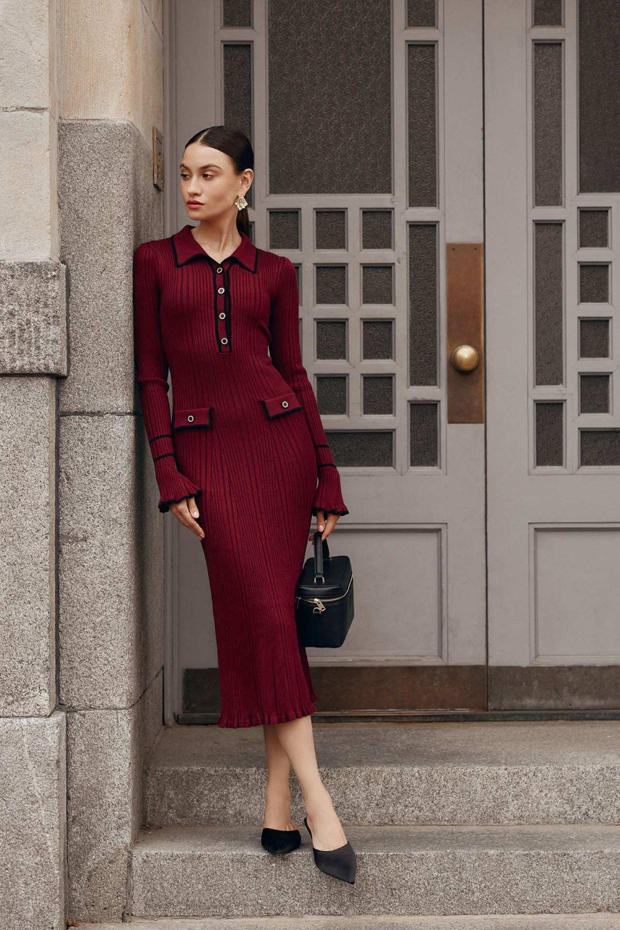 Figurbetontes Maxikleid mit Strickstruktur in Weiß
