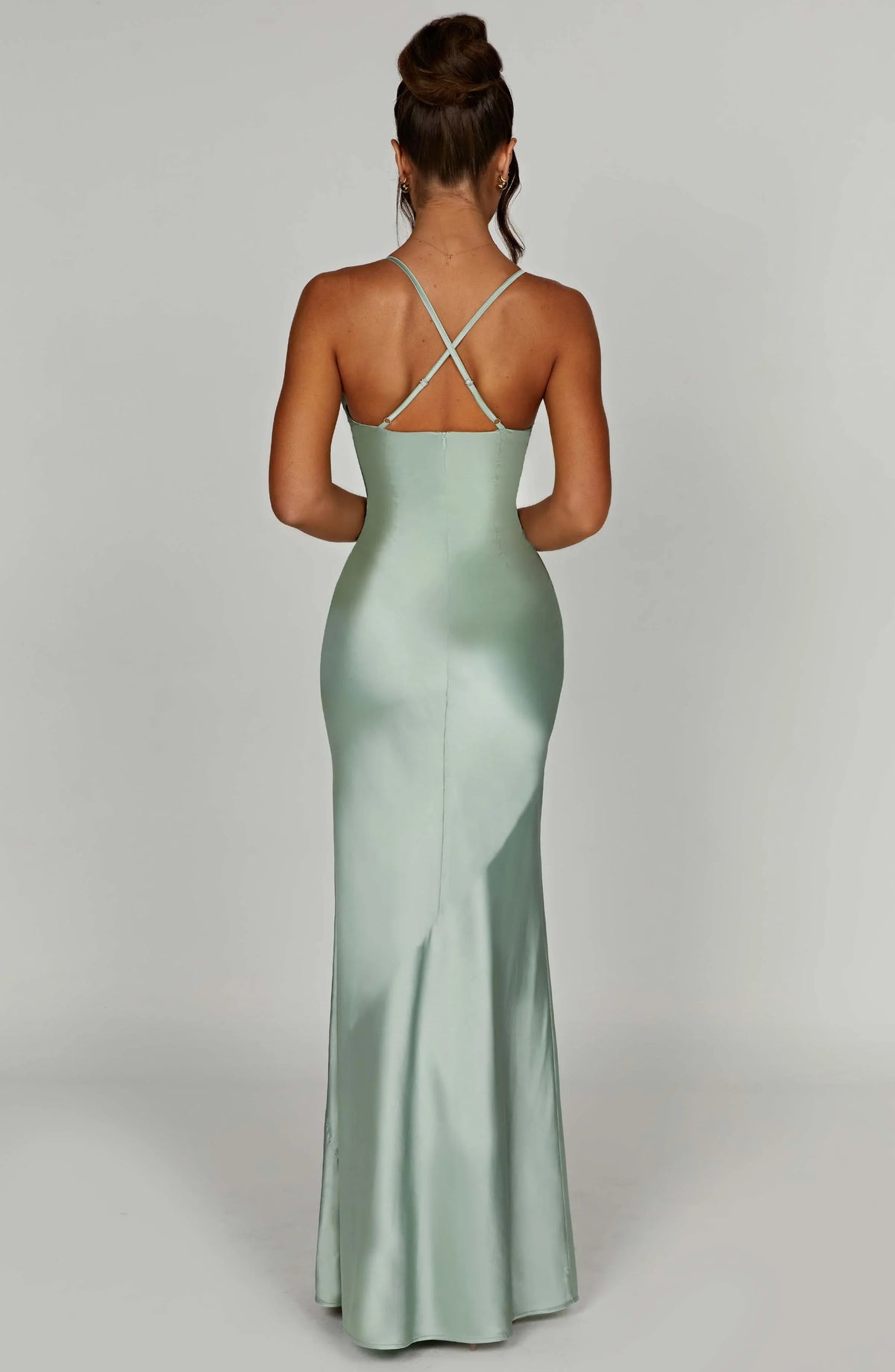Miriam – Satin-Maxikleid mit Neckholder und Falten
