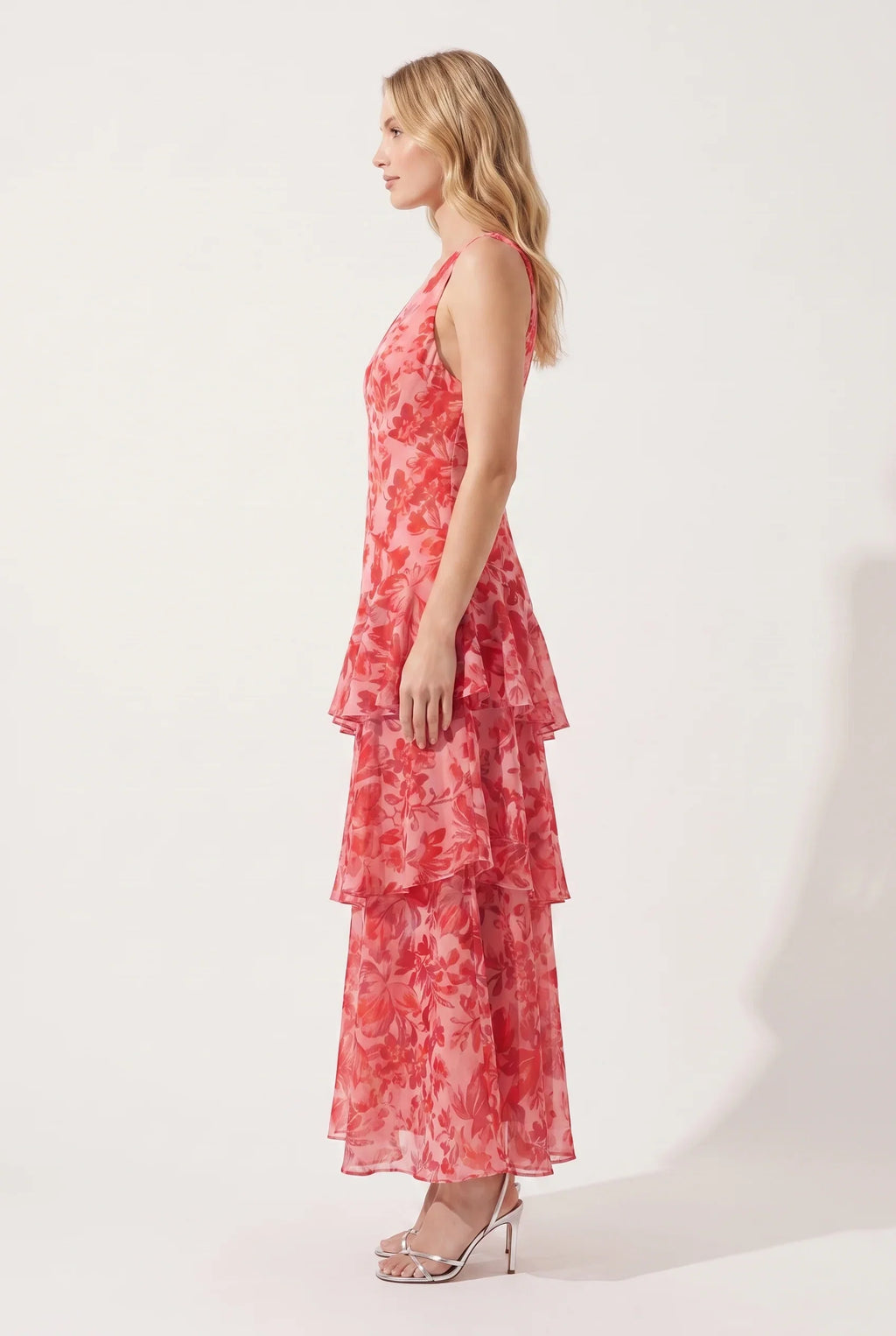 Maxikleid mit Rüschen und Volants