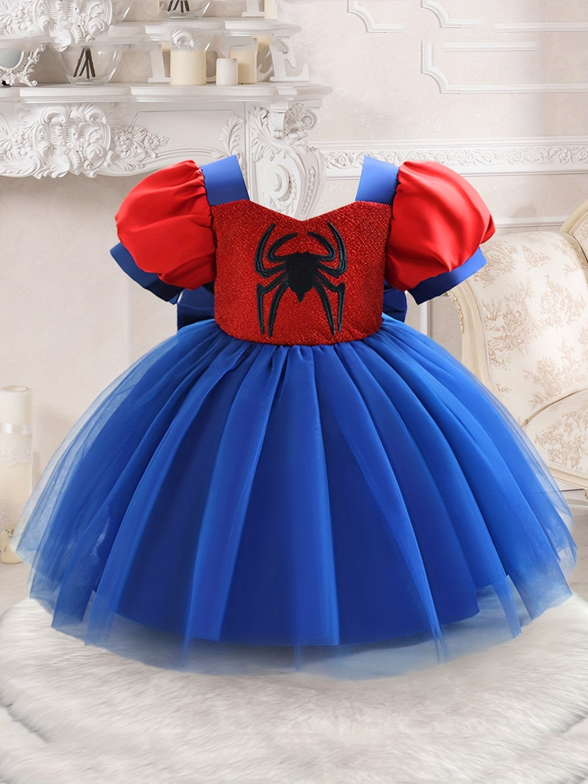 Spider-Man Inspiriertes Kostüm für Kinder - Ideal für Verspielte Abenteuer