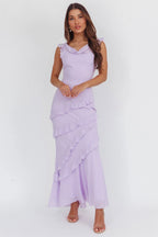 Sangria – Maxikleid mit Wasserfall-Ausschnitt und Rüschen