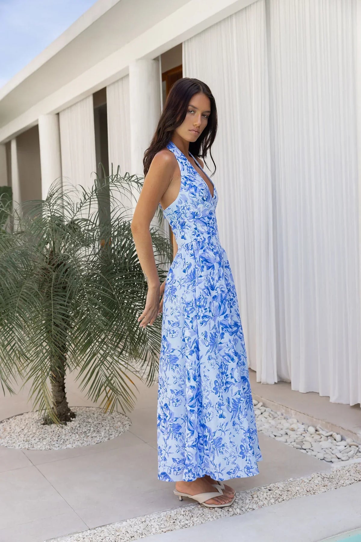 Seaside – Maxikleid mit V-Ausschnitt und Neckholder