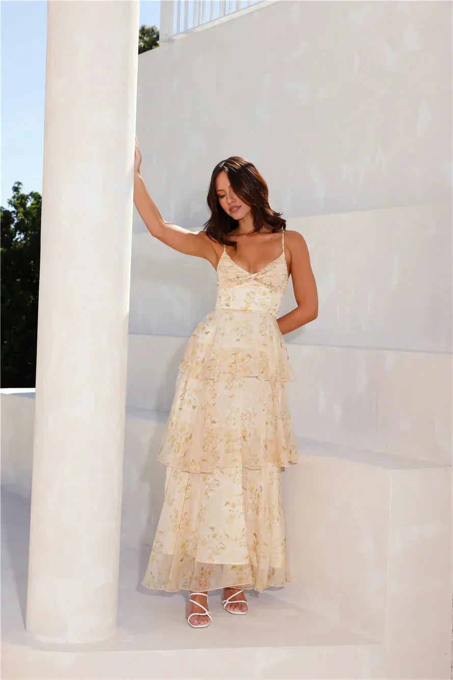 Sun – Maxikleid mit Volants und Falten