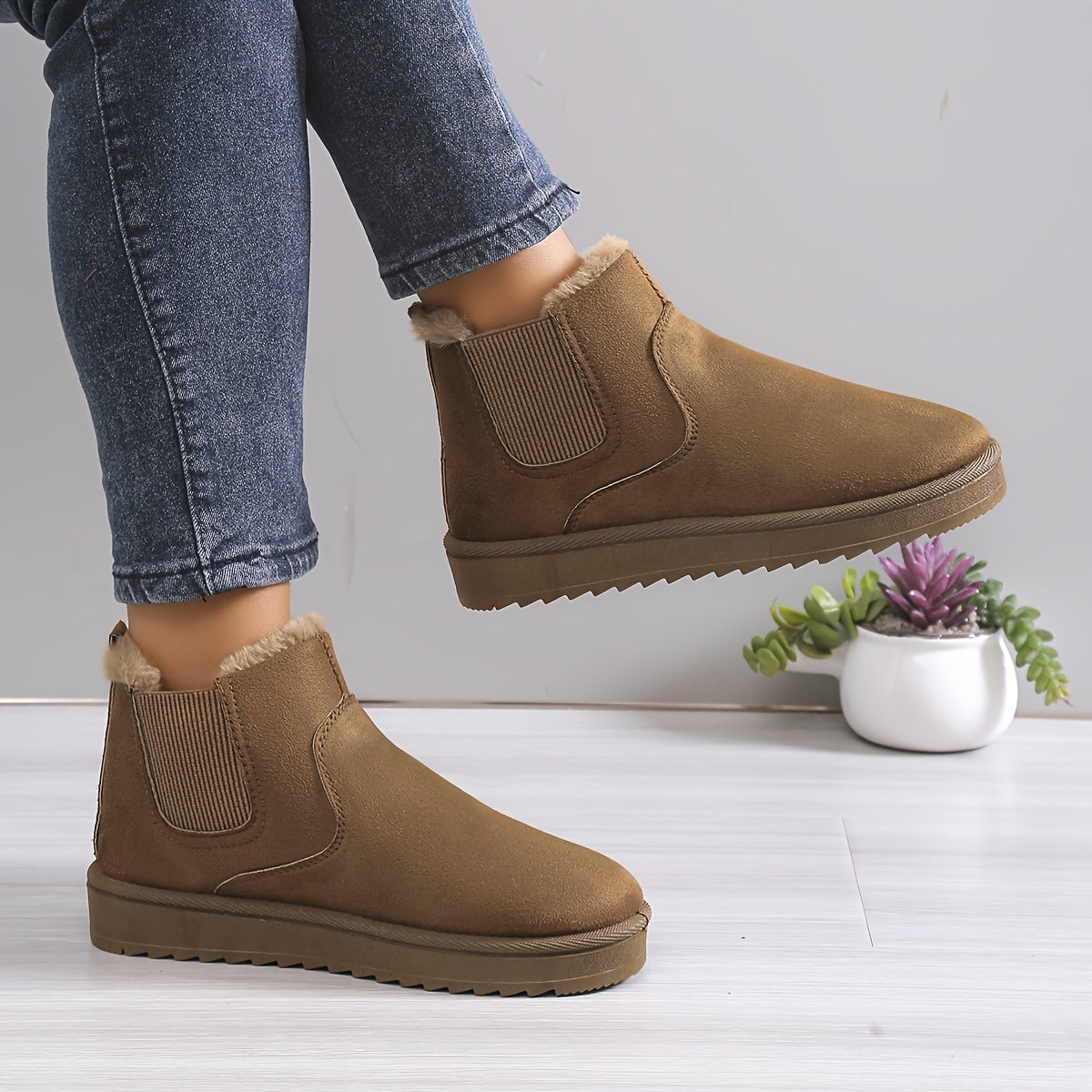Stiefeletten gefüttert mit flachem Absatz – Beige