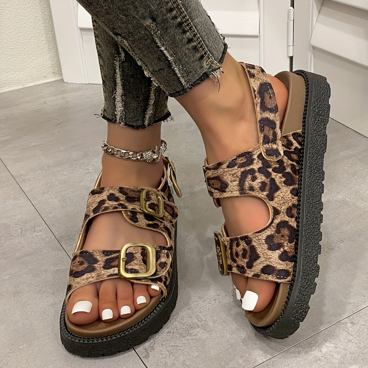 Modische Damen Plateau Sandalen mit Leopardenmuster – Komfort sowie Stil in Einem