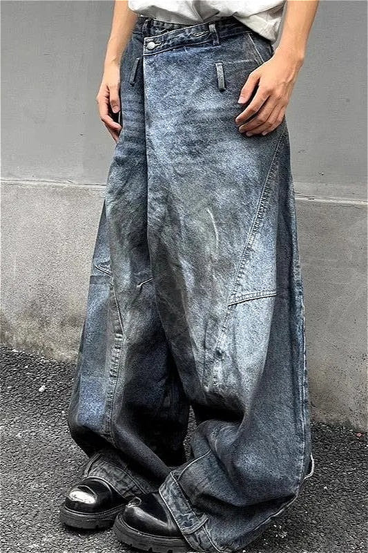 Jeans mit weitem Bein und hoher Taille in Blau locker geschnitten