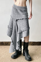 Asymmetrischer Rock mit hoher Taille und Strickstruktur