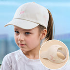Verstellbare Baseballmütze für Kinder – Herzstickerei sowie atmungsaktiver Sitz