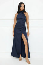 Sonnet – Satin-Maxikleid mit Neckholder