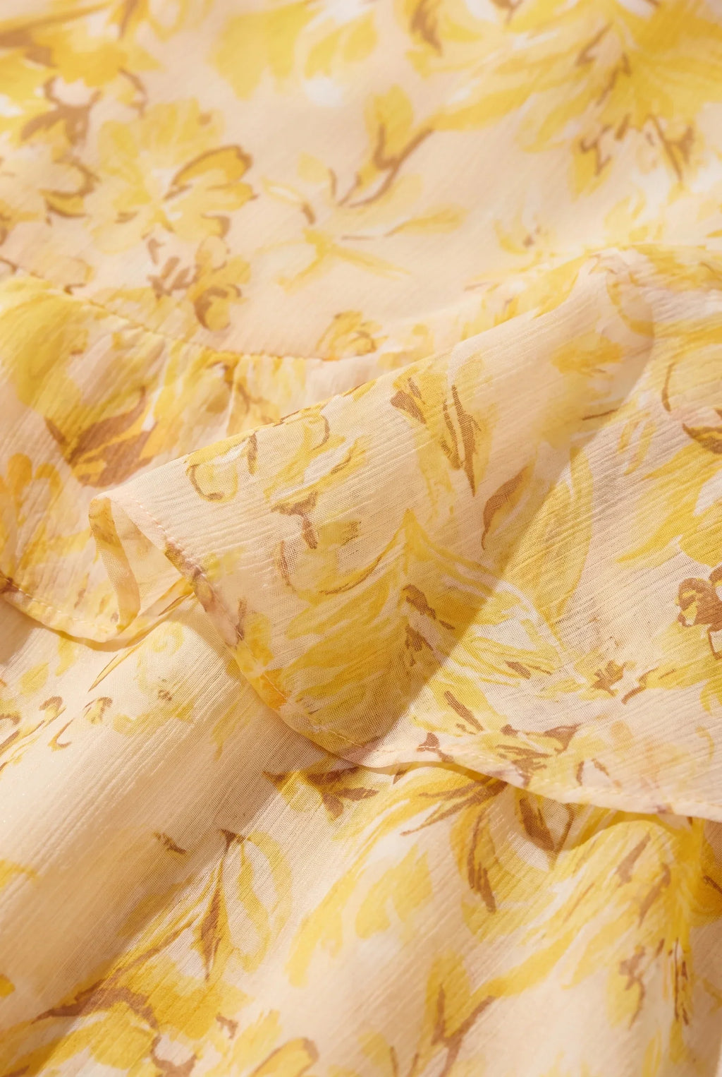 Maxikleid mit Rüschen und Volants