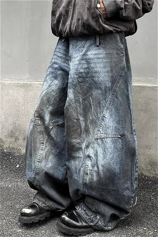 Jeans mit weitem Bein und hoher Taille in Blau locker geschnitten