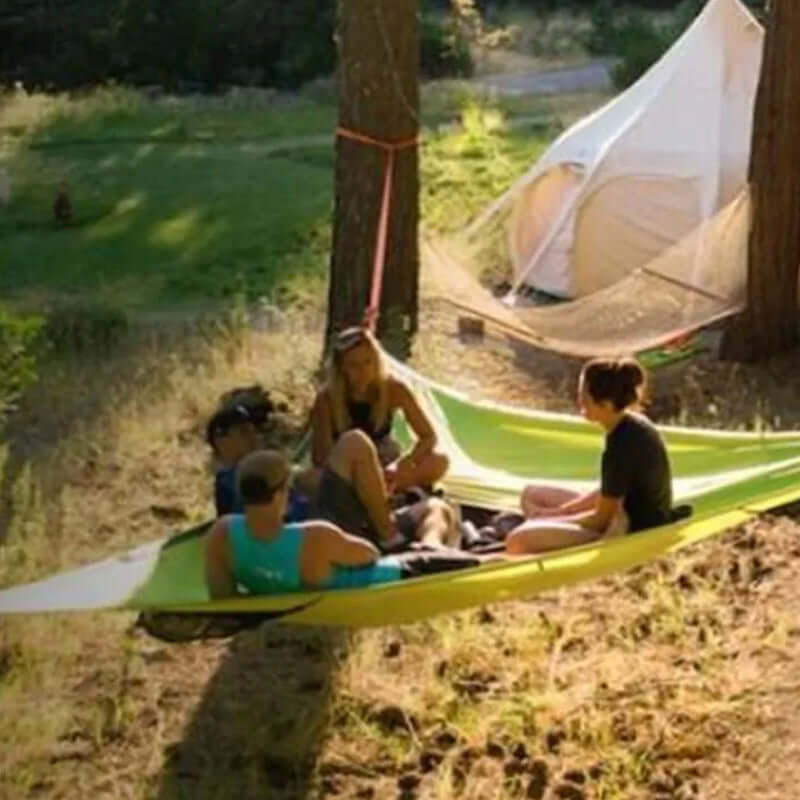 Outdoor Mehrpersonen-Hängematte mit 3-Punkt-System – Geräumig und Bequem
