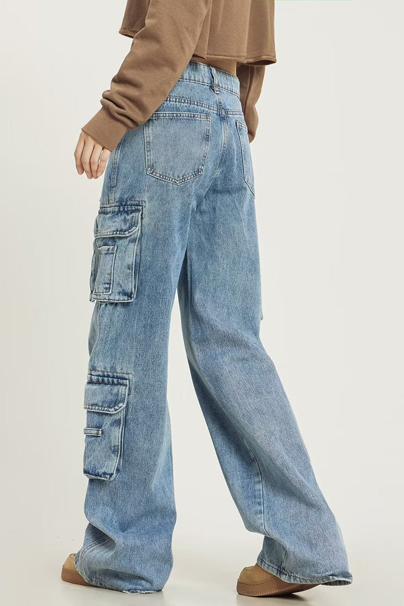 Jeans mit weitem Bein in Blau gerade geschnitten