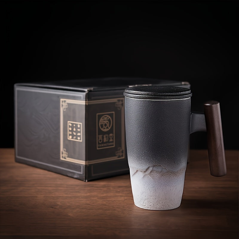 Handgefertigte Keramische Teetasse mit Sieb – Authentisches Design sowie Praktische Nutzung
