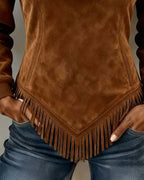 Pullover mit Reißverschluss-Kragen, asymmetrischem Design und Fransenakzenten