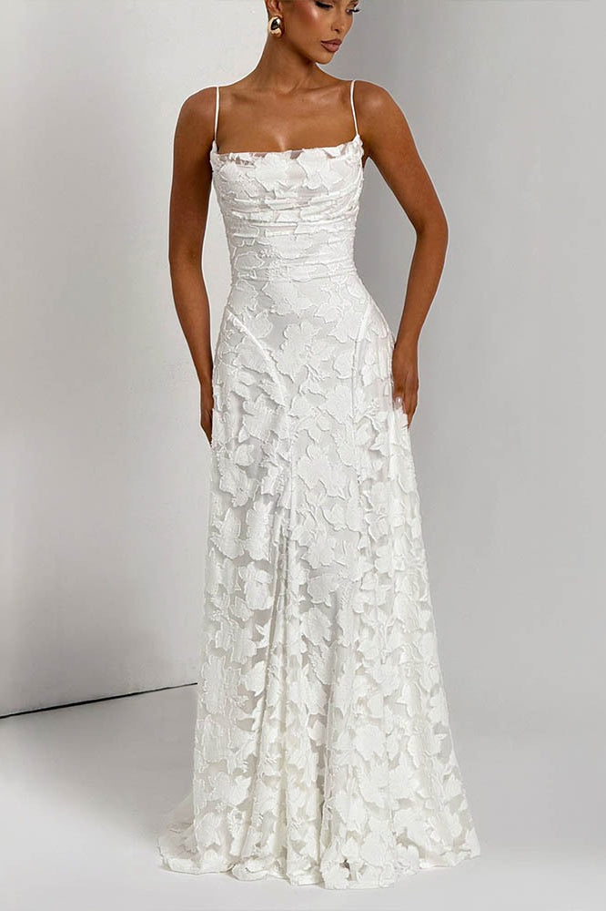 Rückenfreies Maxikleid in Weiß
