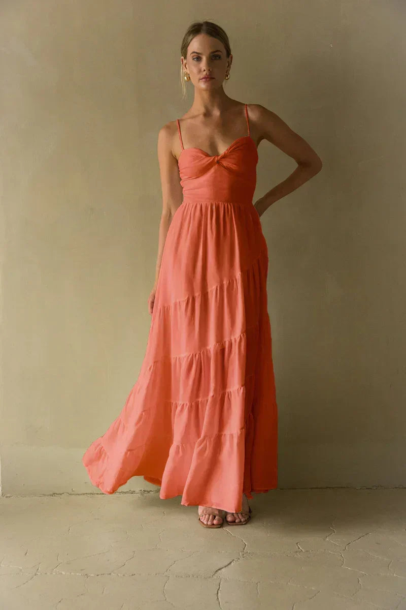 Donna – Maxikleid mit Volants und Smok-Einsatz