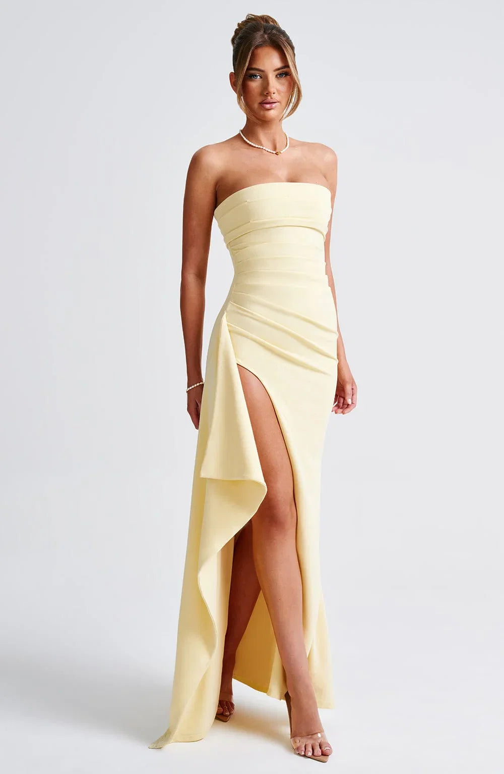 Zafira – Schulterfreies Maxikleid mit Beinschlitz und Falten