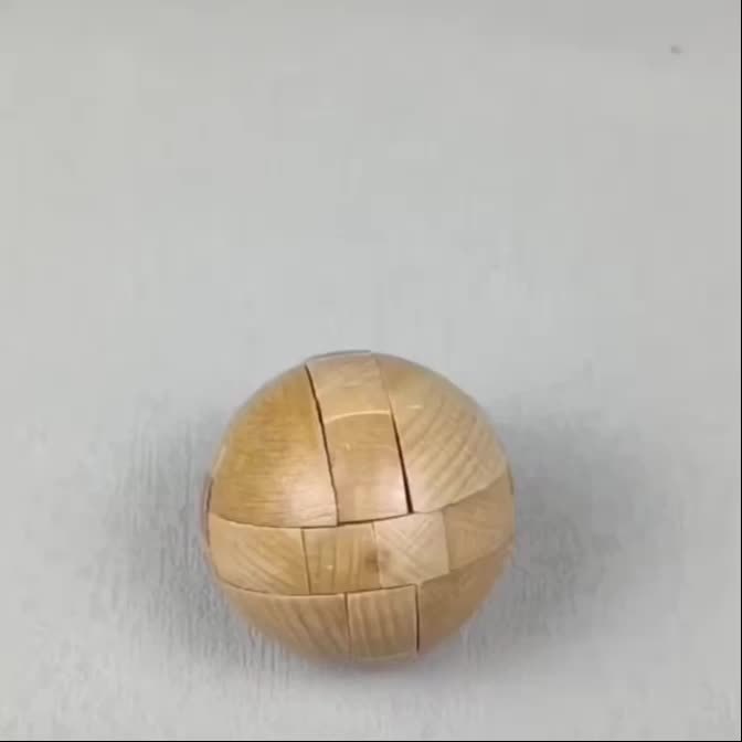 Holzpuzzle-Herausforderung – Gemeinsam Lernen sowie Spielen