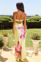Trägerloses Maxikleid mit Blumenmuster in Gelb