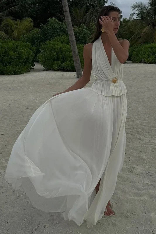 Kleid mit Neckholder und Falten
