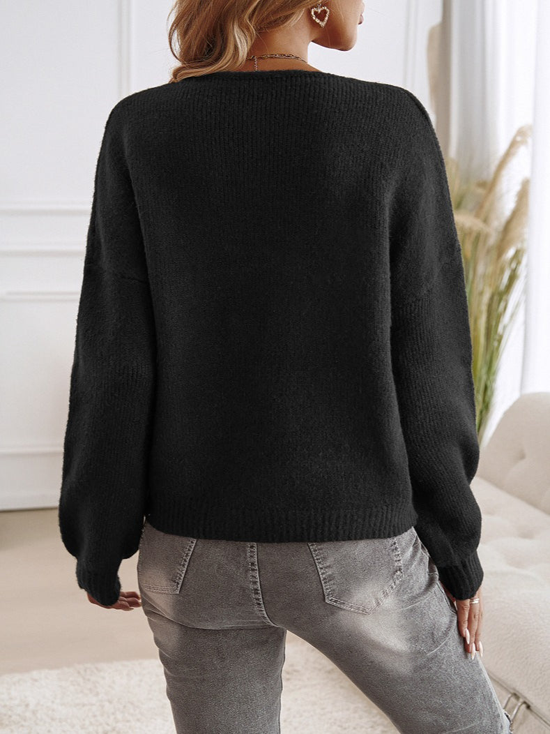 Locker geschnittener Pullover mit Bindedetail und Knopfdetails