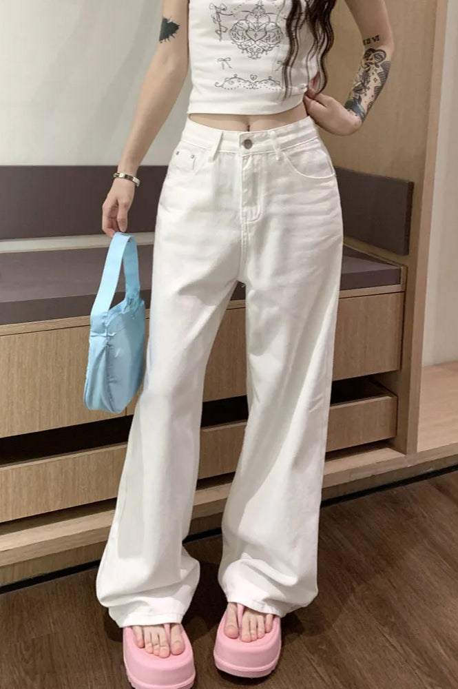 Jeans mit weitem Bein, Schleifendetail und Stickerei