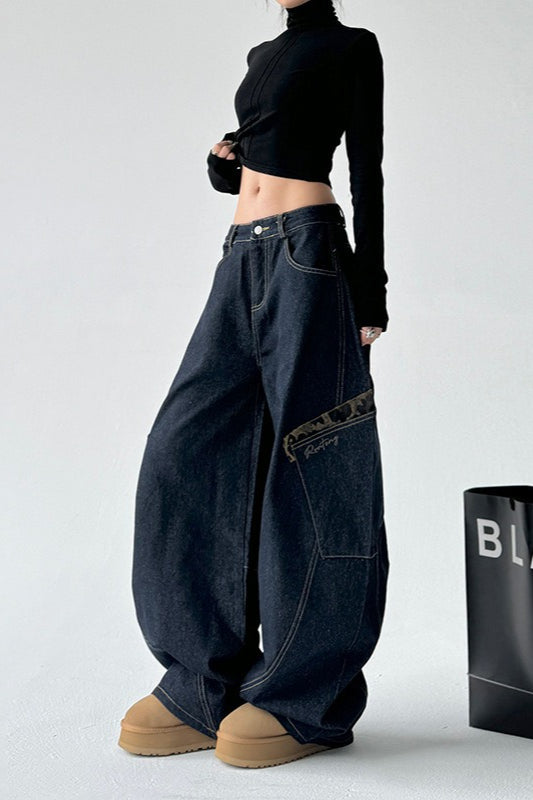 Jeans mit weitem Bein und Leopardenmuster in Blau mit mittlerer Taille