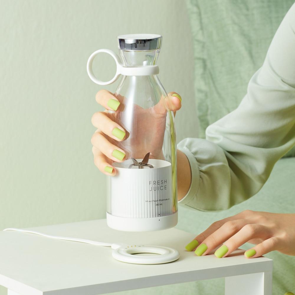 SmoothieGo – Kompakter sowie Tragbarer Smoothie-Mixer