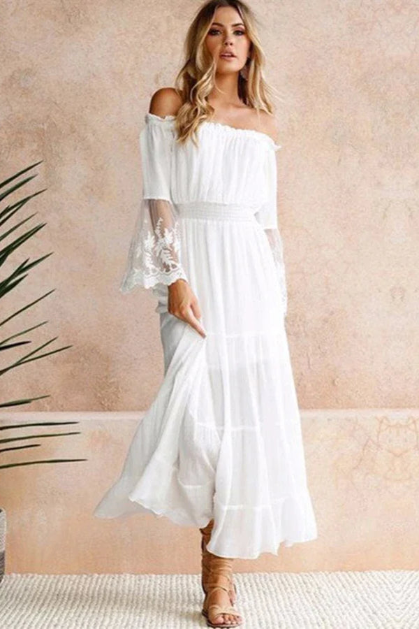 Schulterfreies Kleid mit Trompetenärmeln und ausgestelltem Schnitt