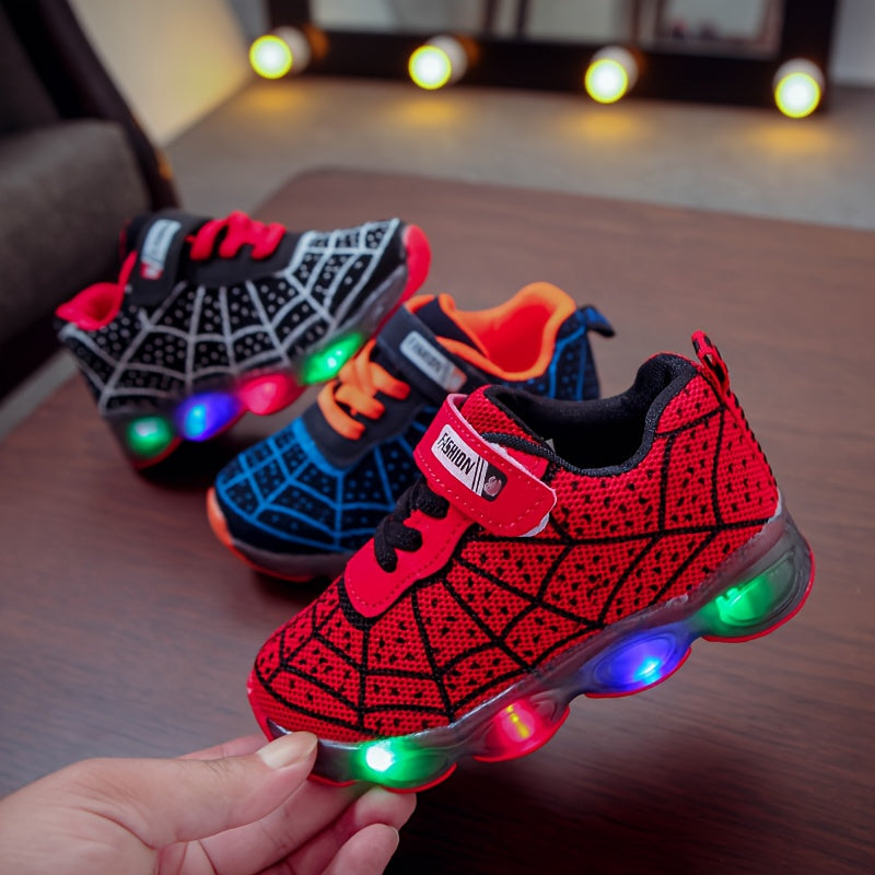 Spider-Man Sneakers inklusive LED – Abenteuer in jedem Schritt für dein Kind