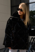 Locker geschnittene Jacke mit Baumwolle