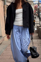 Locker geschnittene Hose mit Streifenmuster in Blau