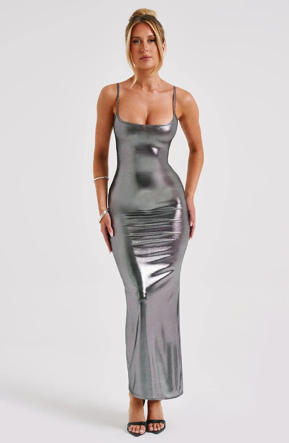 Damen Maxikleid in Metallic-Optik mit Spaghettiträgern