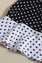 Rückenfreies Minikleid mit Bindedetail