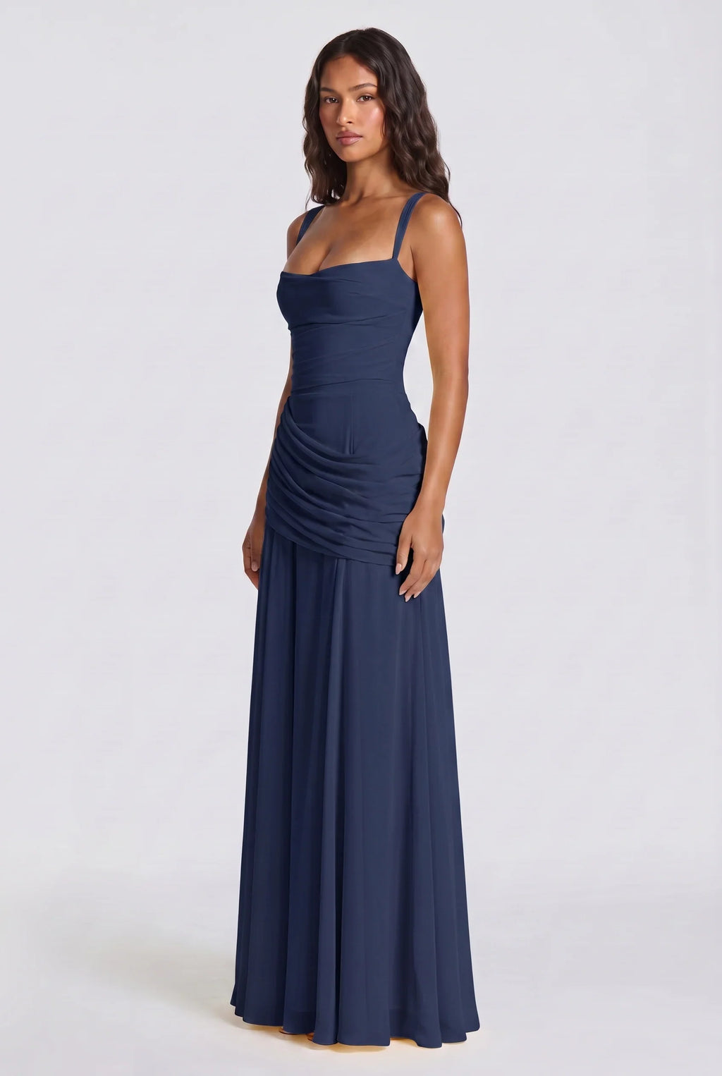 Flowing – Wickel-Maxikleid mit Korsett-Schnürung