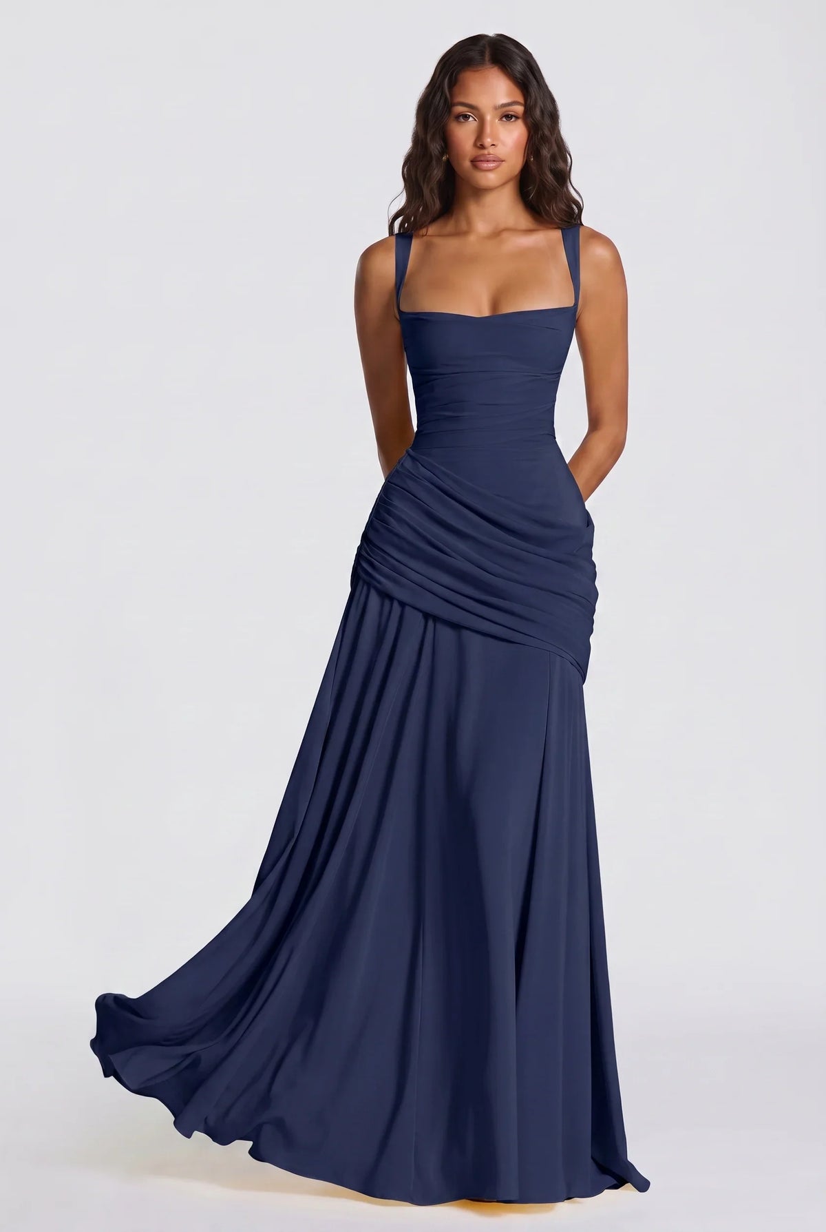 Flowing – Wickel-Maxikleid mit Korsett-Schnürung