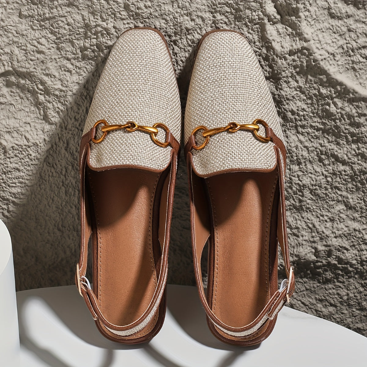 Damen Sandalen mit Metallverschluss – Elegant und Komfortabel mit Quadratzehen