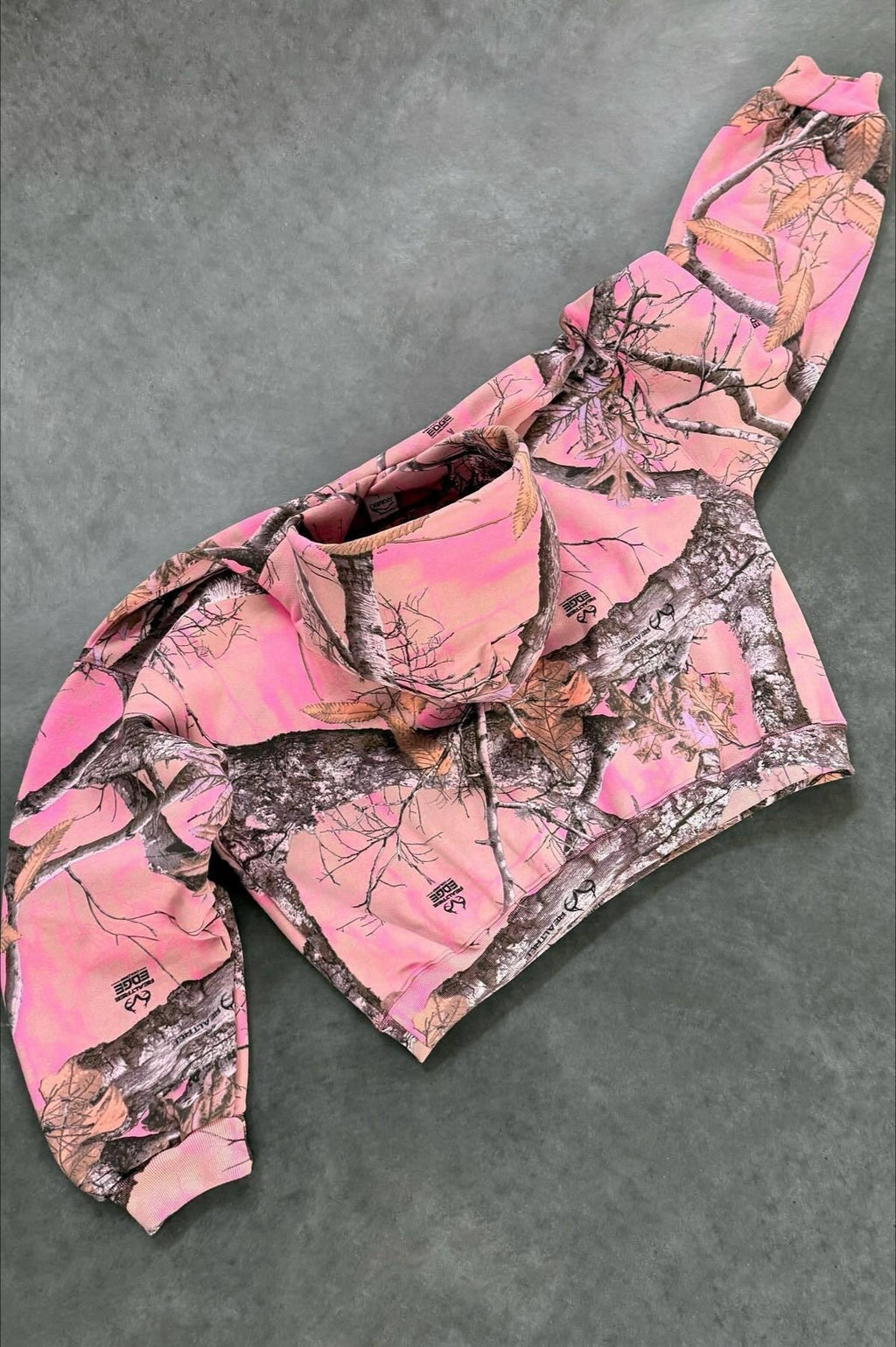 Hoodie mit Reißverschluss und Druck in Rosa