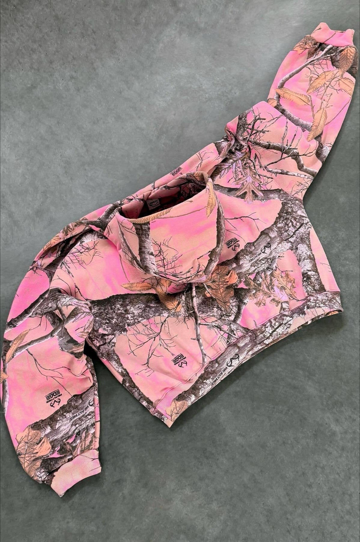 Hoodie mit Reißverschluss und Druck in Rosa