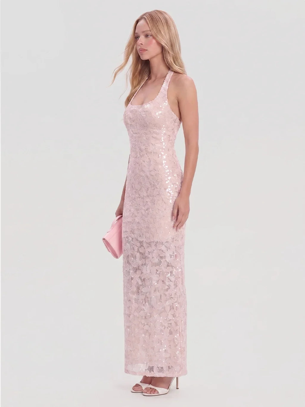 Figurbetontes Maxikleid mit Neckholder und offenem Rücken