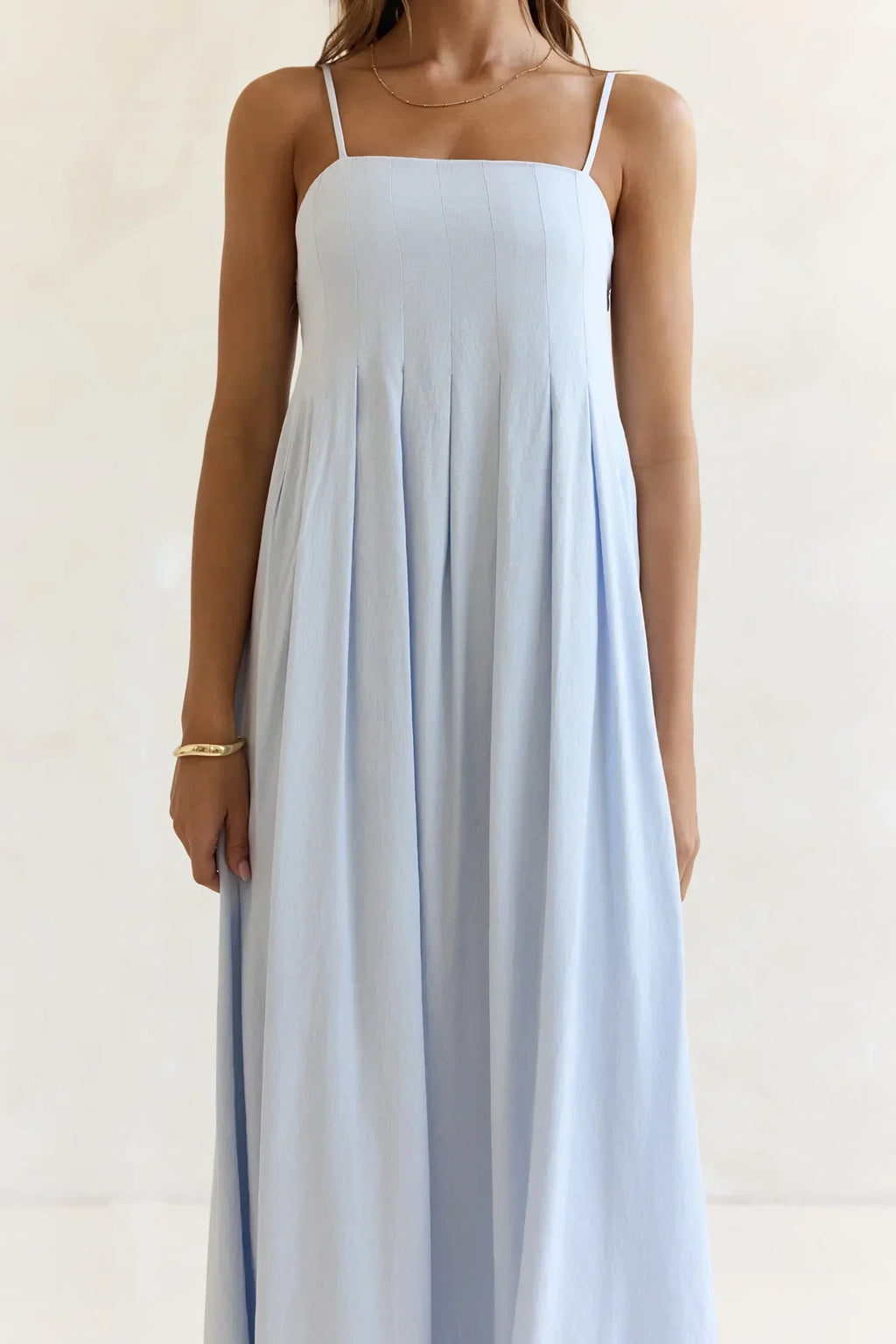 Highrise – Maxikleid mit Falten