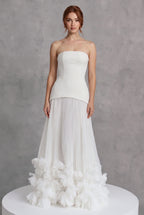 Spitzen-Maxikleid mit Falten und Korsett-Schnürung
