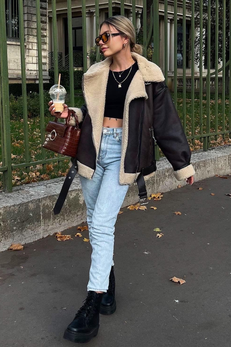 Jacke mit Reißverschluss in Braun
