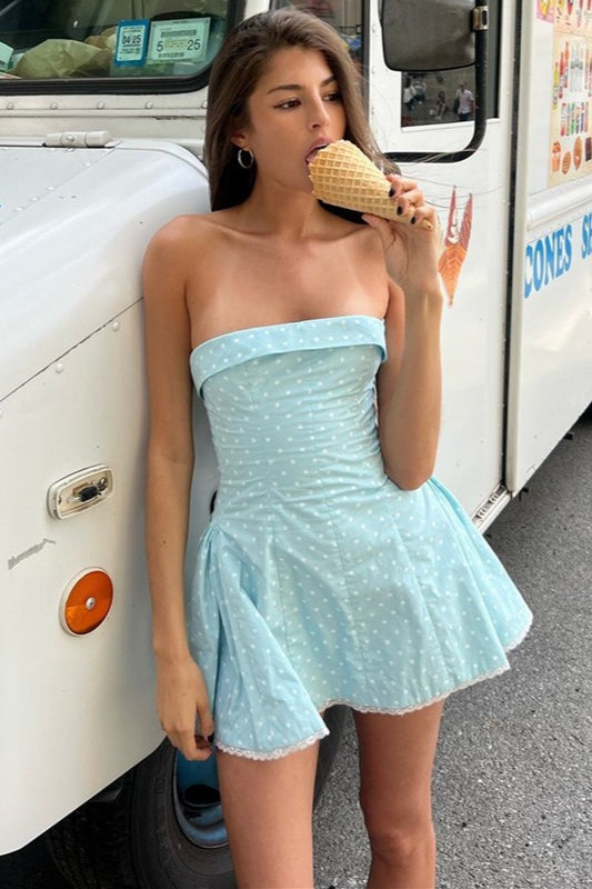 Schulterfreies Minikleid in Blau