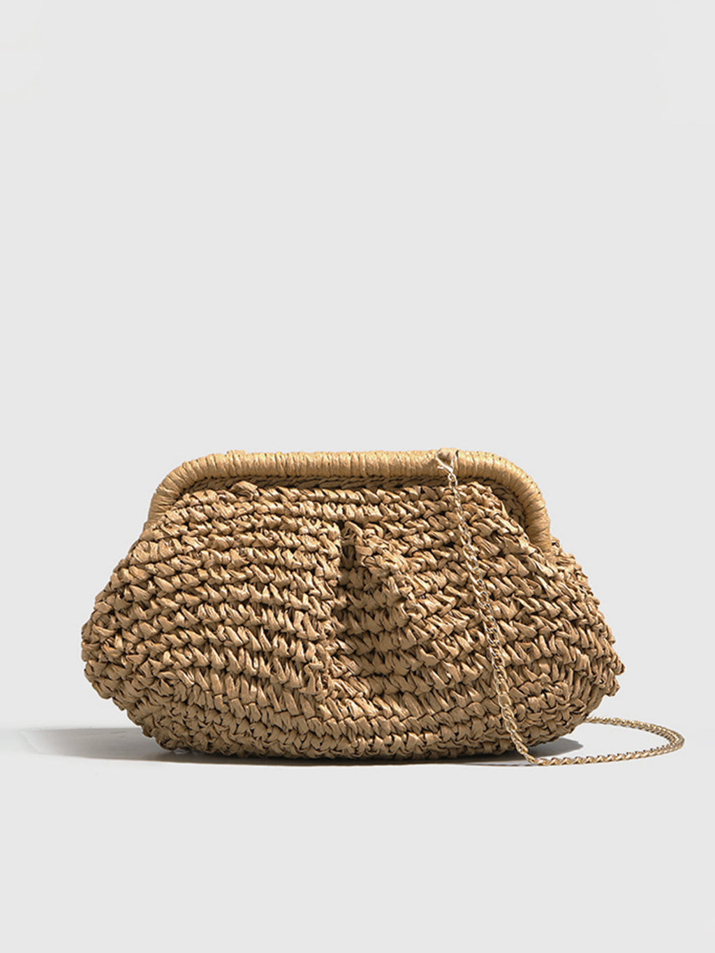 Clutch aus Stroh